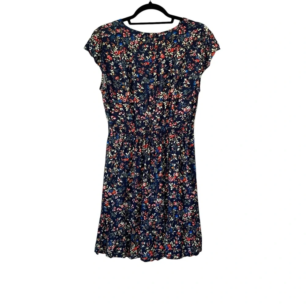 J. Crew navy multi floral print faux wrap‎ cap sleeve ruffle trim dress. Size 8